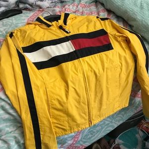 This is a women’s extra small